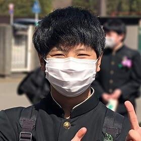 本木 冴